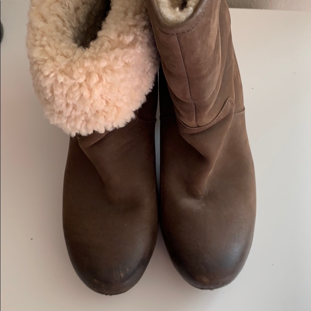 Ugg Lynnea Boots View 3
